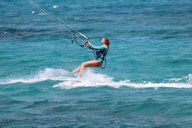 Uddannelse, eventyr og frihed: Vejen til et liv som kitesurfinginstruktør